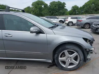 2010 Mercedes-Benz R 350 with VIN 4JGCB6FE2AA111332, listed as a IAAI auction lot 42043115 with 159,760 mi miles and . Bid and sale history available at DreamBid. Image 20.