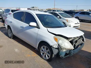 2014 Nissan Versa SV with VIN 3N1CN7AP6EL818719, listed as a IAAI auction lot 41958349 with 71,208 mi miles. Bid and sale history available at carsss.com. Image 1.