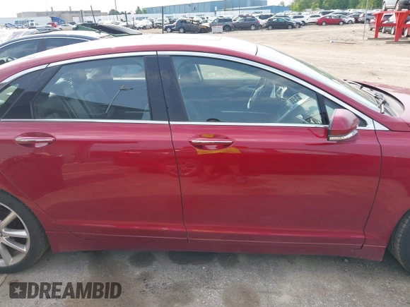 2016 Lincoln MKZ Hybrid with VIN 3LN6L2LUXGR631548, listed as a IAAI auction lot 42370491 with 121,041 mi miles and . Bid and sale history available at DreamBid. Image 13.
