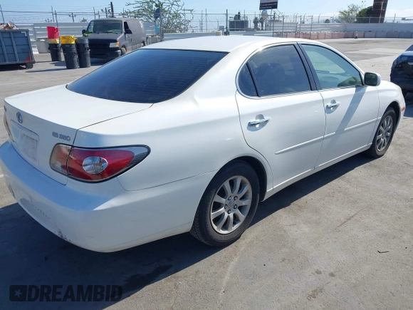 2004 Lexus ES 350 z VIN JTHBA30G145015196, wystawiony jako IAAI lot #42555752 z przebiegiem 202 541 mil mil oraz . Historia ofert i sprzedaży dostępna na DreamBid. Obrazek 4.