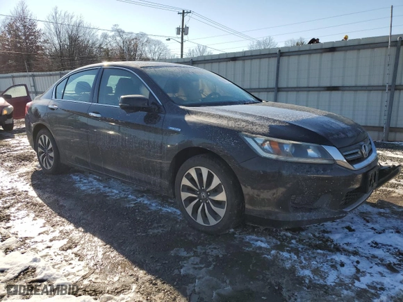 2014 Honda Accord Hybrid with VIN 1HGCR6F37EA001690, listed as a Copart auction lot 86417704 with 166,272 mi miles and Salvage Title. Bid and sale history available at carsss.com. Image 4.