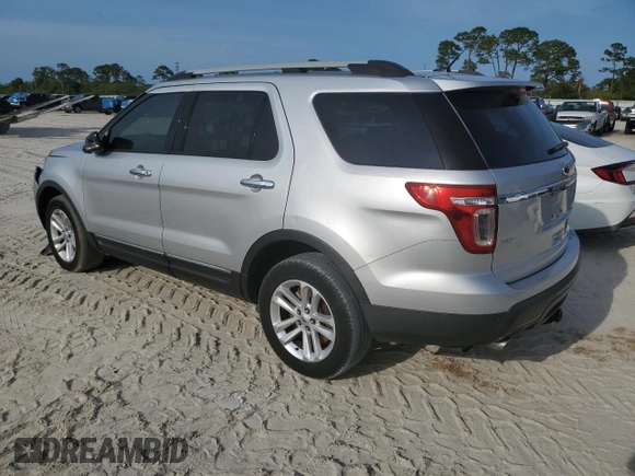 2014 Ford Explorer XLT z VIN 1FM5K8D88EGC50952, wystawiony jako Copart lot #54583315 z przebiegiem 145 144 mil mil oraz Szkody całkowita. Historia ofert i sprzedaży dostępna na DreamBid. Obrazek 2.