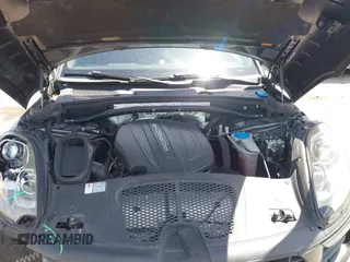 2018 Porsche Macan with VIN WP1AA2A53JLB00969, listed as a IAAI auction lot 42123476 with 46,765 mi miles and . Bid and sale history available at DreamBid. Image 10.