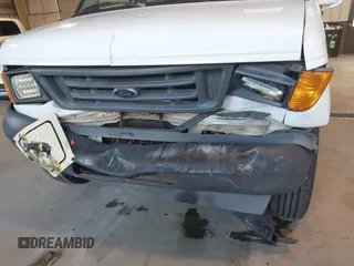 2004 Ford Econoline Cargo with VIN 1FTSS34L24HB31415, listed as a IAAI auction lot 41228686 with 283,620 mi miles and . Bid and sale history available at DreamBid. Image 14.