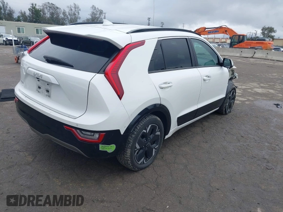 2023 Kia Niro Wave with VIN KNDCT3L1XP5068359, listed as a IAAI auction lot 41787958 with 40,024 mi miles and . Bid and sale history available at DreamBid. Image 4.