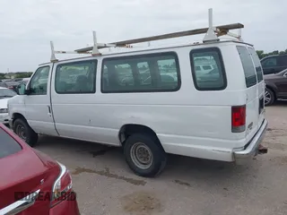 2011 Ford Econoline Passenger XL z VIN 1FBSS3BL1BDA74975, wystawiony jako IAAI lot #42767748 z przebiegiem 250 839 mil mil oraz . Historia ofert i sprzedaży dostępna na DreamBid. Obrazek 14.