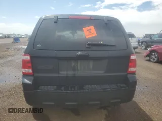 2008 Ford Escape XLT z VIN 1FMCU031X8KB27551, wystawiony jako Copart lot #62504245 z przebiegiem 206 839 mil mil oraz Szkoda całkowita • Salvage title. Historia ofert i sprzedaży dostępna na DreamBid. Obrazek 6.