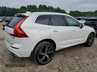 2019 Volvo XC60 R-Design z VIN LYVA22RM9KB233381, wystawiony jako Copart lot #67698424 z przebiegiem 66 835 mil mil oraz Szkoda całkowita • Salvage title. Historia ofert i sprzedaży dostępna na DreamBid. Obrazek 3.