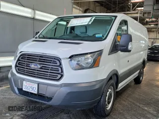 2017 Ford Transit z VIN 1FTYR1YM1HKB36417, wystawiony jako IAAI lot #42617602 z przebiegiem 96 942 mil mil oraz . Historia ofert i sprzedaży dostępna na DreamBid. Obrazek 17.