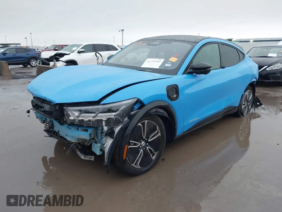 2023 Ford Mustang Mach-E Premium с VIN 3FMTK3R46PMA89994, выставлен на аукционе IAAI как лот 42195947 с пробегом Не указан миль и . История ставок и продаж доступна на DreamBid. Изображение 17.
