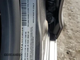 2019 Maserati Ghibli z VIN ZAM57XSA4K1315392, wystawiony jako Copart lot #67172684 z przebiegiem 30 544 mil mil oraz Szkody całkowita. Historia ofert i sprzedaży dostępna na DreamBid. Obrazek 13.