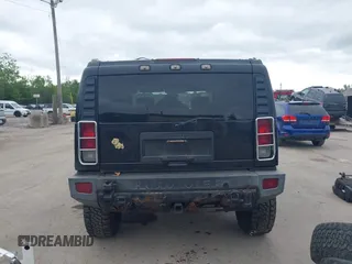2006 Hummer H2 z VIN 5GRGN23U26H119476, wystawiony jako IAAI lot #42389980 z przebiegiem 223 949 mil mil oraz . Historia ofert i sprzedaży dostępna na DreamBid. Obrazek 16.