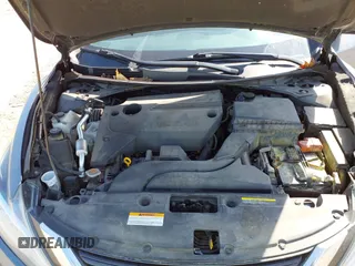 2016 Nissan Altima 2.5 S with VIN 1N4AL3AP5GC203067, listed as a IAAI auction lot 41774952 with 97,678 mi miles. Bid and sale history available at carsss.com. Image 10.