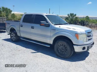 2013 Ford F-150 XL with VIN 1FTFW1EF1DKD27724, listed as a IAAI auction lot 42077088 with 188,885 mi miles. Bid and sale history available at carsss.com. Image 1.