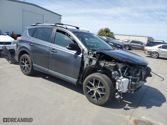 2018 Toyota RAV4 SE with VIN JTMJFREV9JD225300, listed as a Copart auction lot 50724284 with 43,619 mi miles. Bid and sale history available at carsss.com. Image 4.