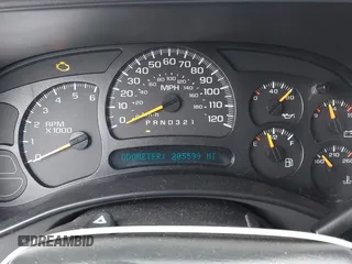 2006 Chevrolet Silverado 1500 LT1 with VIN 2GCEC13T961184876, listed as a IAAI auction lot 42174117 with 205,599 mi miles. Bid and sale history available at carsss.com. Image 7.