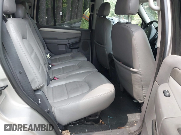 2005 Ford Explorer XLT with VIN 1FMZU73K65UA13770, listed as a IAAI auction lot 42505142 with 184,439 mi miles and . Bid and sale history available at DreamBid. Image 8.