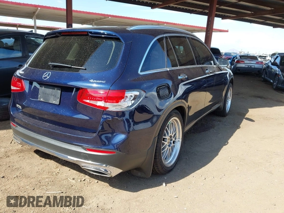 2019 Mercedes-Benz GLC 300 z VIN WDC0G4KB1KV195835, wystawiony jako IAAI lot #42173713 z przebiegiem 113 036 mil mil oraz . Historia ofert i sprzedaży dostępna na DreamBid. Obrazek 4.