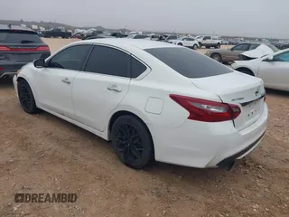 2018 Nissan Altima SR with VIN 1N4AL3APXJC153788, listed as a IAAI auction lot 41207298 with 160,194 mi miles and . Bid and sale history available at DreamBid. Image 3.