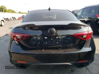 2022 Alfa Romeo Giulia Ti with VIN ZARFAMBN0N7653455, listed as a Copart auction lot 75548204 with 21,735 mi miles and Salvage Title. Bid and sale history available at carsss.com. Image 6.