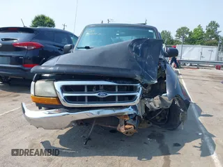 2000 Ford Ranger XL с VIN 1FTYR14V0YPB97940, выставлен на аукционе IAAI как лот 42404601 с пробегом 129 320 миль миль и . История ставок и продаж доступна на DreamBid. Изображение 6.