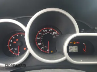 2009 Pontiac Vibe w/1SB with VIN 5Y2SP670X9Z432018, listed as a Copart auction lot 67419094 with 166,718 mi miles and Clean Title. Bid and sale history available at carsss.com. Image 9.