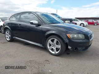 2008 Volvo C30 Version 1.0 with VIN YV1MK672282080529, listed as a IAAI auction lot 42170942 with 122,107 mi miles and . Bid and sale history available at DreamBid. Image 1.