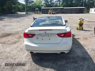 2018 Nissan Maxima S with VIN 1N4AA6AP9JC373169, listed as a IAAI auction lot 42447098 with 47,881 mi miles and . Bid and sale history available at DreamBid. Image 17.