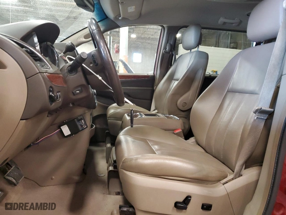 2011 Chrysler Town & Country Touring-L with VIN 2A4RR8DG1BR656438, listed as a Copart auction lot 50144635 with 222,792 mi miles and Clean Title. Bid and sale history available at carsss.com. Image 7.