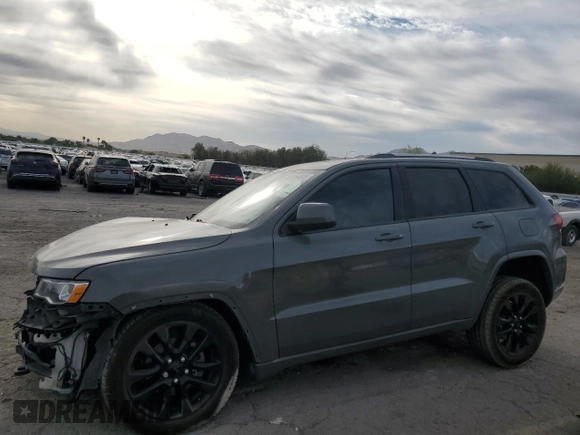 2020 Jeep Grand Cherokee Altitude z VIN 1C4RJFAG2LC257778, wystawiony jako Copart lot #53754825 z przebiegiem 97 595 mil mil oraz Szkoda całkowita • Salvage title. Historia ofert i sprzedaży dostępna na DreamBid. Obrazek 1.