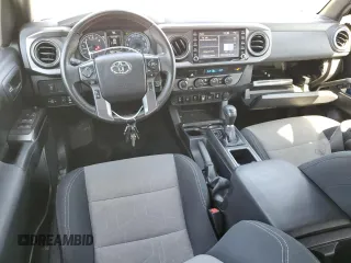 2022 Toyota Tacoma SR z VIN 3TMCZ5AN6NM479653, wystawiony jako Copart lot #47704285 z przebiegiem 57 618 mil mil oraz Szkoda całkowita • Salvage title. Historia ofert i sprzedaży dostępna na DreamBid. Obrazek 8.