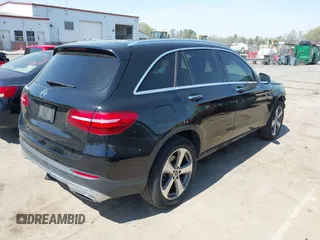 2017 Mercedes-Benz GLC 300 z VIN WDC0G4JBXHV012314, wystawiony jako IAAI lot #41847717 z przebiegiem 117 738 mil mil oraz . Historia ofert i sprzedaży dostępna na DreamBid. Obrazek 4.