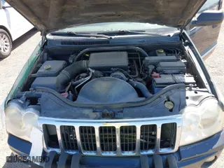2005 Jeep Grand Cherokee Limited with VIN 1J4HR58N35C506489, listed as a IAAI auction lot 41675351 with 182,738 mi miles. Bid and sale history available at carsss.com. Image 10.