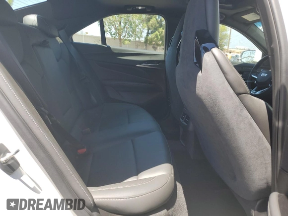 2023 Cadillac CT4-V Blackwing z VIN 1G6DL5RP1P0410633, wystawiony jako Copart lot #67655604 z przebiegiem 8476 mil mil oraz Szkody całkowita. Historia ofert i sprzedaży dostępna na DreamBid. Obrazek 10.