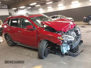 2017 Nissan Rogue S z VIN JN8AT2MV5HW283991, wystawiony jako IAAI lot #42139522 z przebiegiem 74 344 mil mil oraz . Historia ofert i sprzedaży dostępna na DreamBid. Obrazek 1.