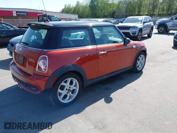 2011 MINI Hardtop S with VIN WMWSV3C58BTY12535, listed as a IAAI auction lot 42043805 with 132,239 mi miles and . Bid and sale history available at DreamBid. Image 4.