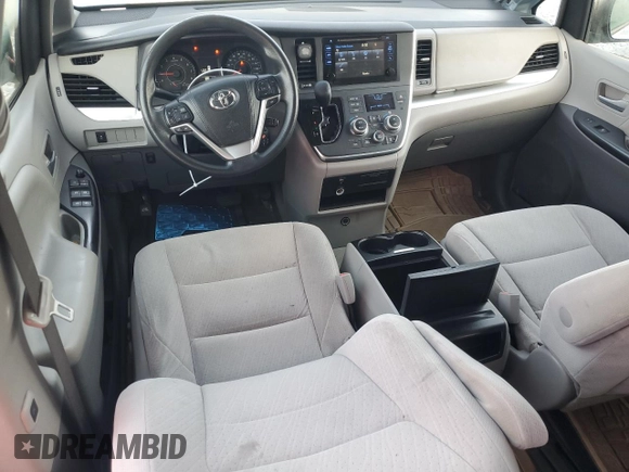 2015 Toyota Sienna LE AAS with VIN 5TDKK3DCXFS618196, listed as a Copart auction lot 52952755 with 157,513 mi miles and Clean Title. Bid and sale history available at carsss.com. Image 8.