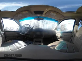 2002 Ford Explorer с VIN 1FMZU75E12ZA77334, выставлен на аукционе IAAI как лот 41714883 с пробегом 174 645 миль миль и . История ставок и продаж доступна на DreamBid. Изображение 19.