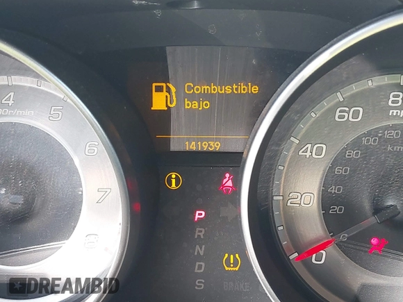 2013 Acura MDX Tech Pkg with VIN 2HNYD2H3XDH524768, listed as a IAAI auction lot 41294377 with 141,939 mi miles. Bid and sale history available at carsss.com. Image 7.