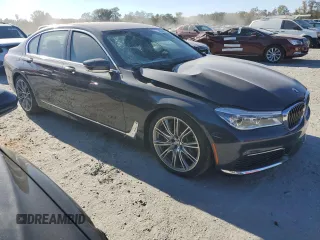 2019 BMW 7 Series 750i xDrive with VIN WBA7F2C55KB240777, listed as a Copart auction lot 76840504 with 38,250 mi miles and Salvage title. Bid and sale history available at DreamBid. Image 4.
