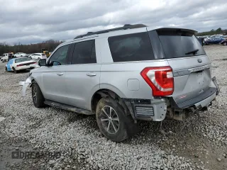 2018 Ford Expedition XLT with VIN 1FMJU1HT6JEA17396, listed as a Copart auction lot 86210324 with 70,990 mi miles and Salvage Title. Bid and sale history available at carsss.com. Image 2.