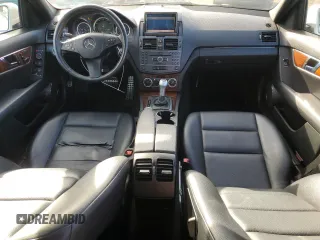 2010 Mercedes-Benz C 350 Sport с VIN WDDGF5GB6AR088816, выставлен на аукционе Copart как лот 86404744 с пробегом 96 571 миль миль и Списание • Salvage title. История ставок и продаж доступна на DreamBid. Изображение 8.