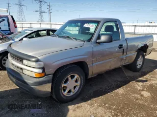 2002 Chevrolet Silverado 1500 with VIN 1GCEC14W52Z198932, listed as a Copart auction lot 51978105 with 188,211 mi miles and Salvage Title. Bid and sale history available at carsss.com. Image 1.