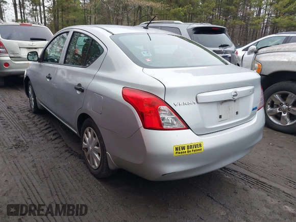 2012 Nissan Versa SV with VIN 3N1CN7AP9CL935742, listed as a IAAI auction lot 41541062 with 181,924 mi miles. Bid and sale history available at carsss.com. Image 3.