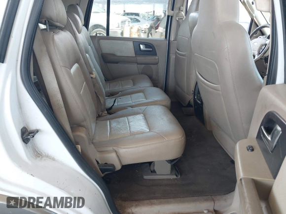 2003 Ford Expedition Eddie Bauer с VIN 1FMPU17L83LC21028, выставлен на аукционе IAAI как лот 42393882 с пробегом 234 568 миль миль и . История ставок и продаж доступна на DreamBid. Изображение 8.