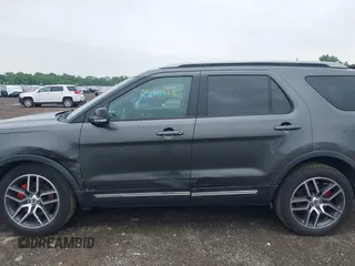 2017 Ford Explorer XLT z VIN 1FM5K8D85HGA57257, wystawiony jako IAAI lot #42439133 z przebiegiem 253 750 mil mil oraz . Historia ofert i sprzedaży dostępna na DreamBid. Obrazek 14.