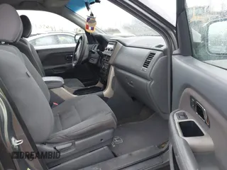 2008 Honda Pilot SE with VIN 5FNYF18398B001764, listed as a IAAI auction lot 41865212 with 355,052 mi miles and . Bid and sale history available at DreamBid. Image 5.