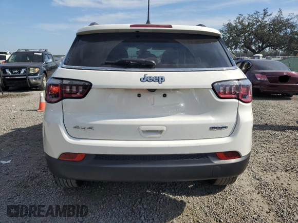 2018 Jeep Compass Latitude z VIN 3C4NJDBB1JT116630, wystawiony jako Copart lot #49586755 z przebiegiem 74 654 mil mil oraz Szkody całkowita. Historia ofert i sprzedaży dostępna na DreamBid. Obrazek 6.