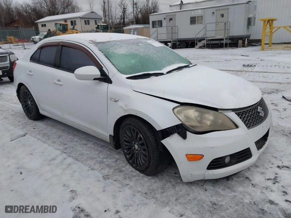 2012 Suzuki Kizashi SE with VIN JS2RF9A37C6100123, listed as a IAAI auction lot 41523931 with 127,363 mi miles. Bid and sale history available at carsss.com. Image 1.