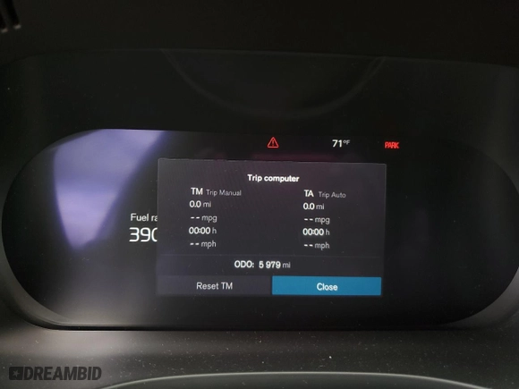 2024 Volvo XC60 Core Dark Theme with VIN YV4L12RK9R1755873, listed as a Copart auction lot 74191354 with 5,979 mi miles and Salvage Title. Bid and sale history available at carsss.com. Image 9.